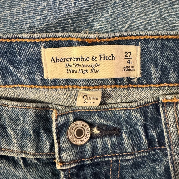 Abercrombie & Fitch The 90s Straight Ultra High Rise Denim - Size 4 (27) - Picture 1 of 2